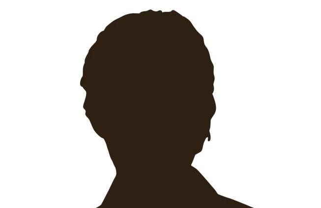 伊藤雄彦哈哈一笑，与宋婉婷轻轻握手，认真道：宋小姐，任何时候都不要跟伊藤家族客气，您和叶先生一样，永远是伊藤家族的贵客。